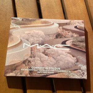 MAC Connect In Color Eyeshadow Palette